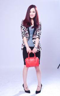 明星白盼,星光璀璨的演艺之路