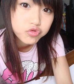 15岁校花女照片,15岁校花女子的美丽瞬间